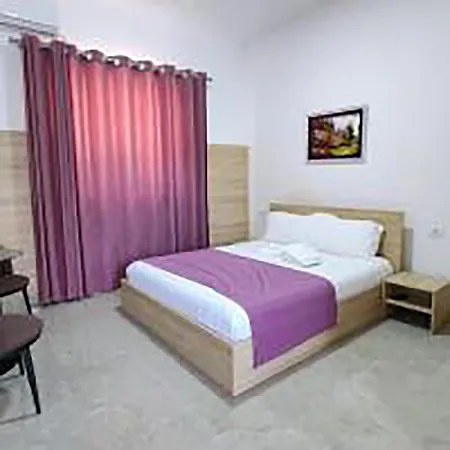 Otel Sweet *
