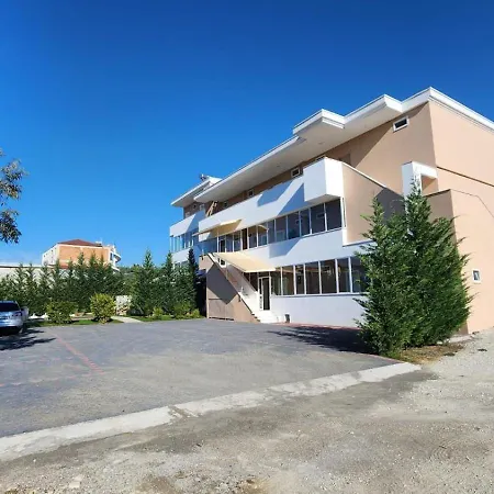 Otel Sweet Ljaknasi